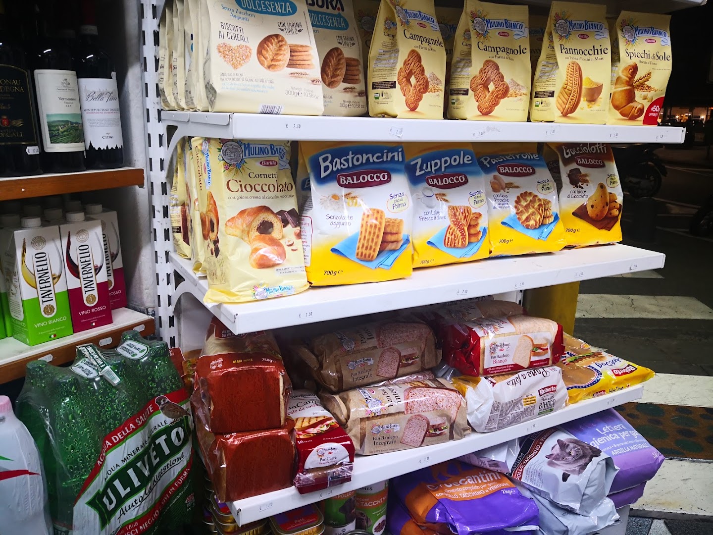 Padma MiniMarket (Grocery) · Foto 4