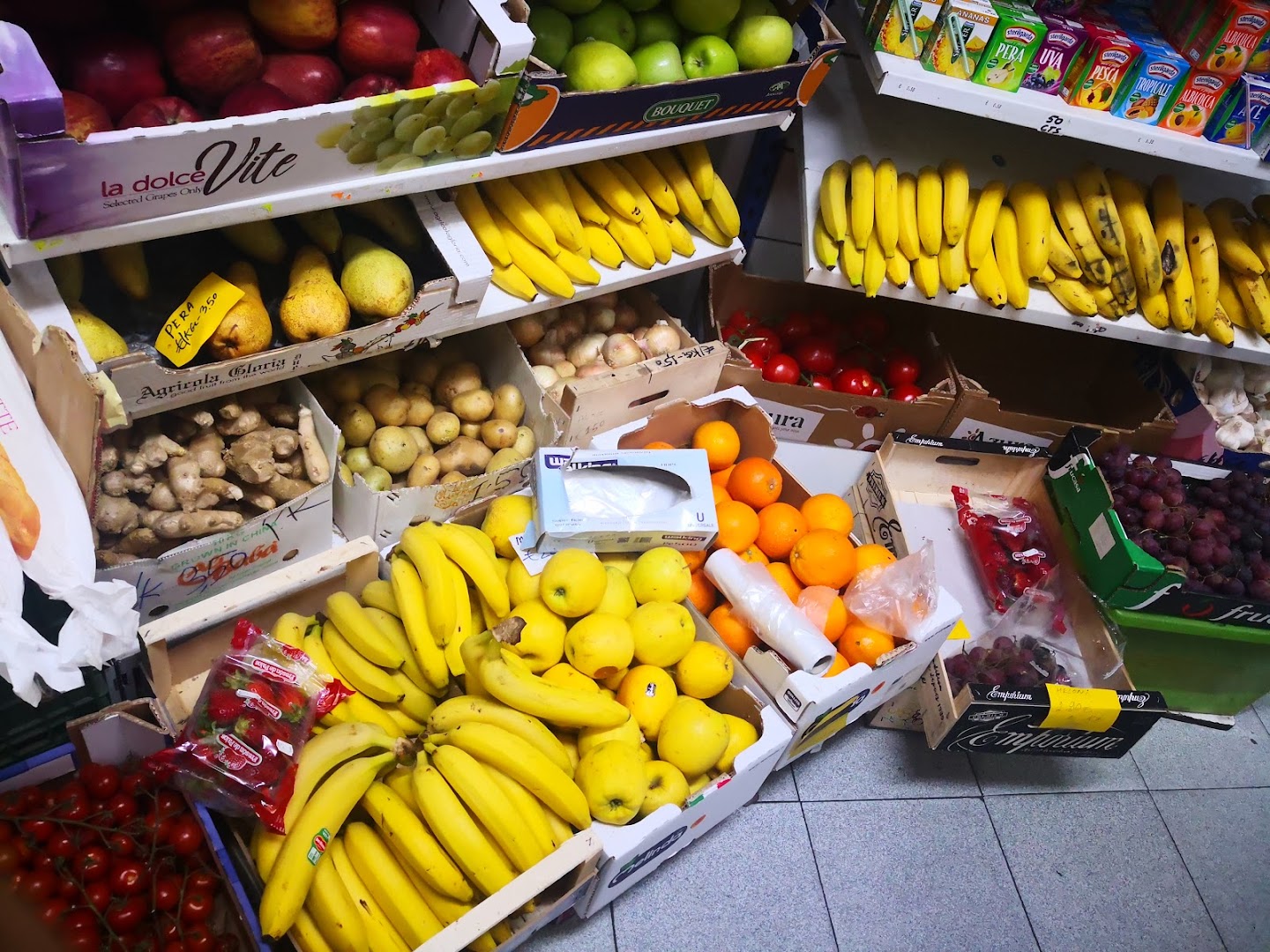 Padma MiniMarket (Grocery) · Foto 3